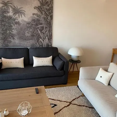 : Appt 4 Pers Face *